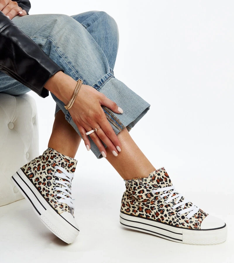 Hers Wysokie trampki w panterkę na grubej podeszwie