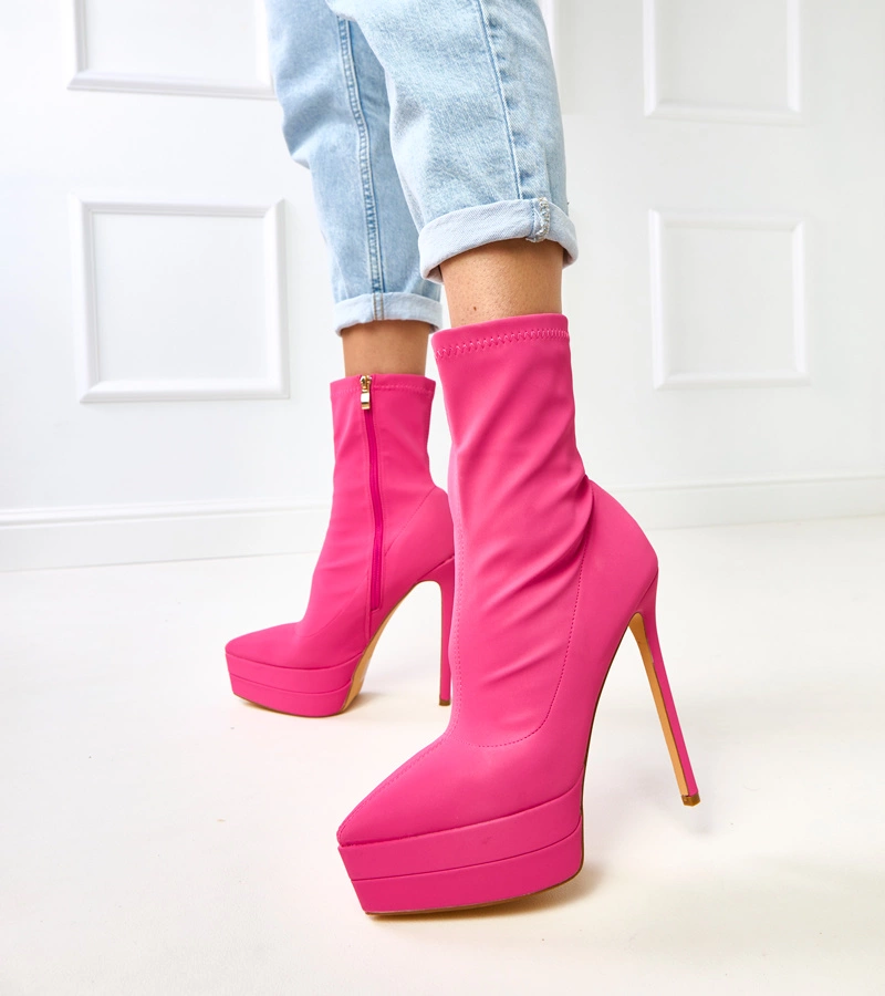 Hers Różowe damskie botki na szpilce