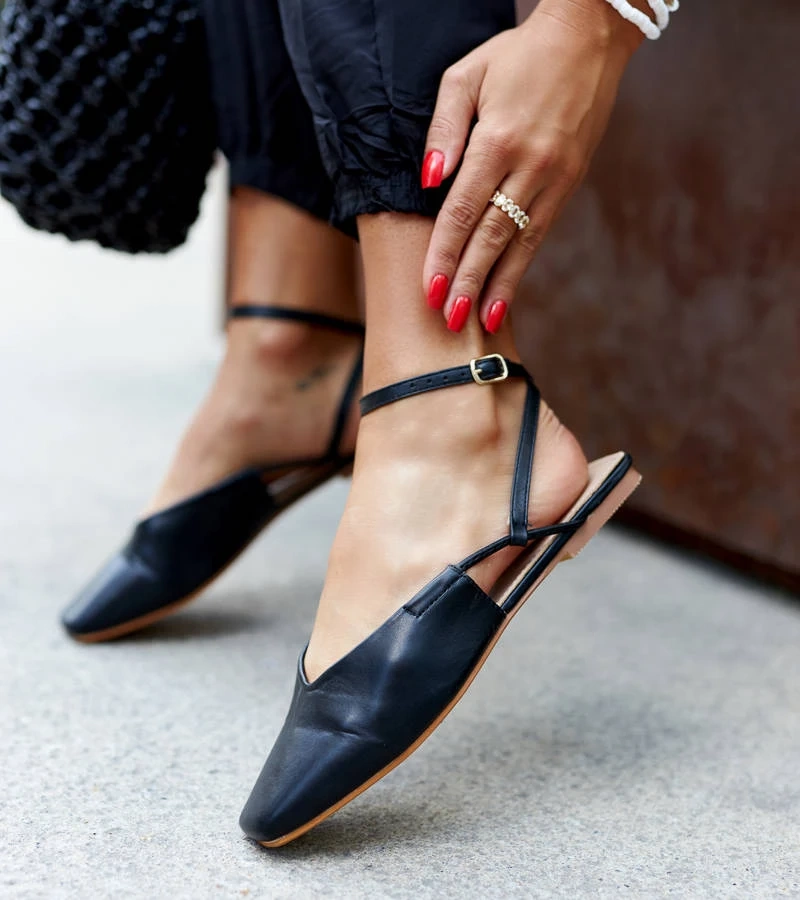 Czarne balerinki z odkrytą piętą