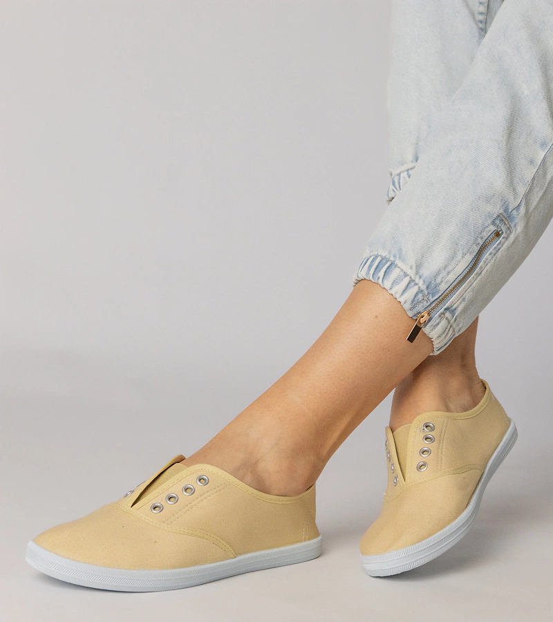 Szare tenisówki materiałowe