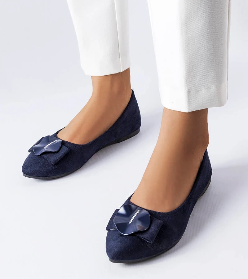 Granatowe balerinki z eko-zamszu zdobione cyrkoniami