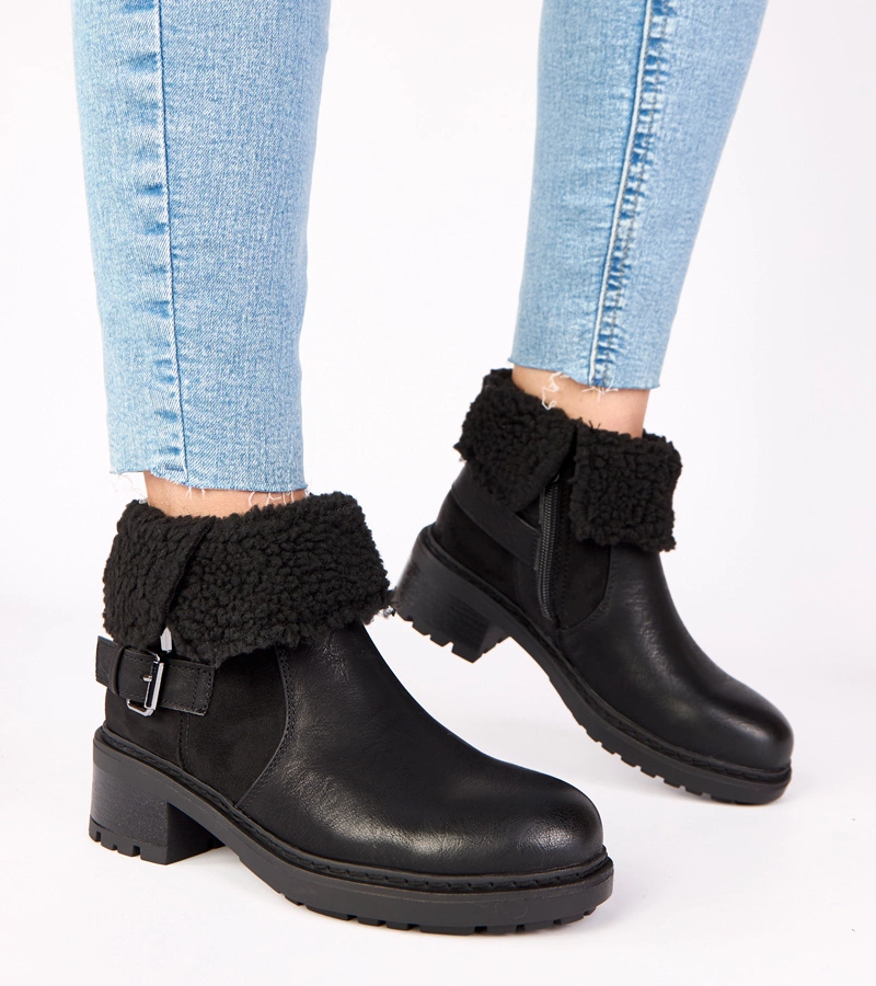 Hers Czarne botki na obcasie z wywijaną cholewką