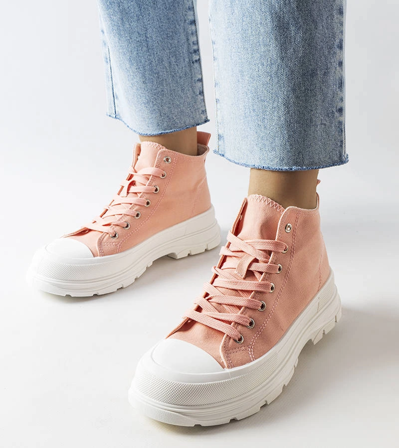 Różowe trampki za kostkę