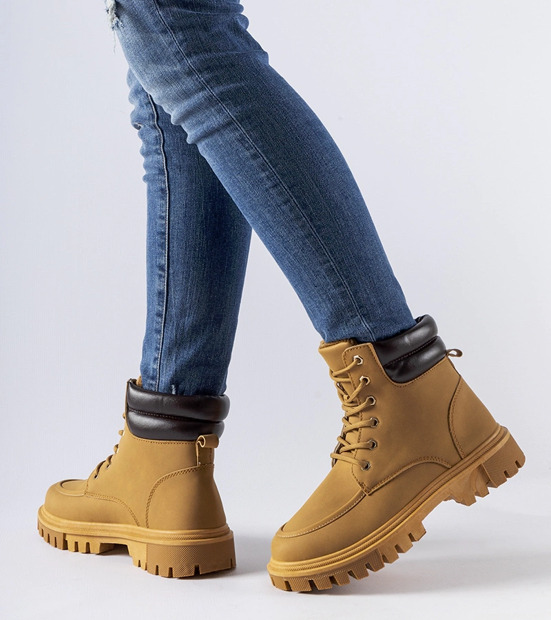 Brązowe ocieplane matowe workery