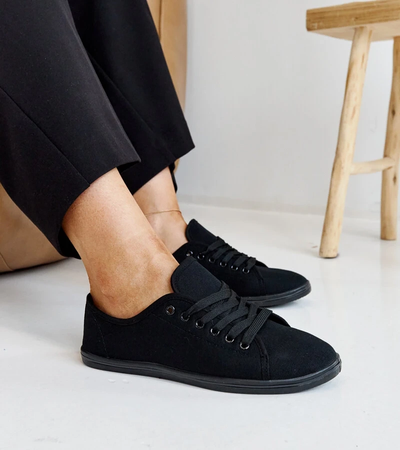 Czarne klasyczne tenisówki