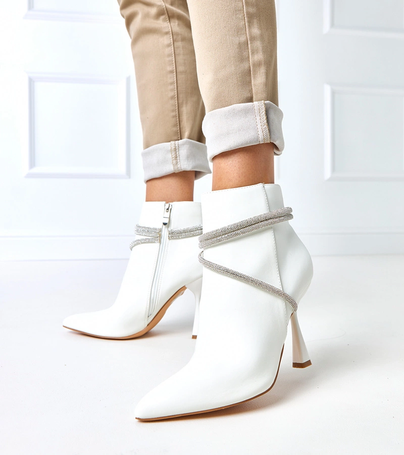 Hers Botki na Szpilce Damskie Białe z Cyrkoniami - Eleganckie i Stylowe Obuwie