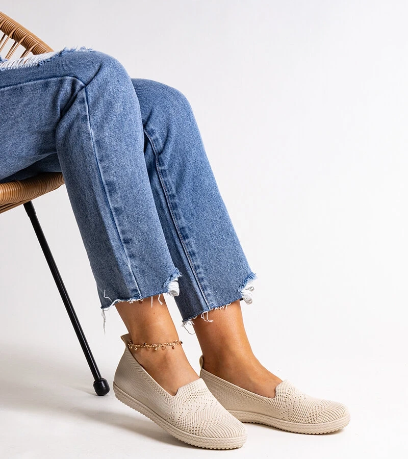 Beżowe wsuwane materiałowe tenisówki