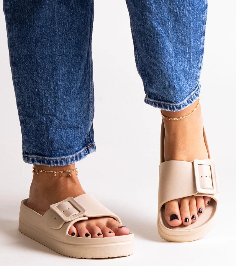 Beżowe klapki Big Star NN274A666 801