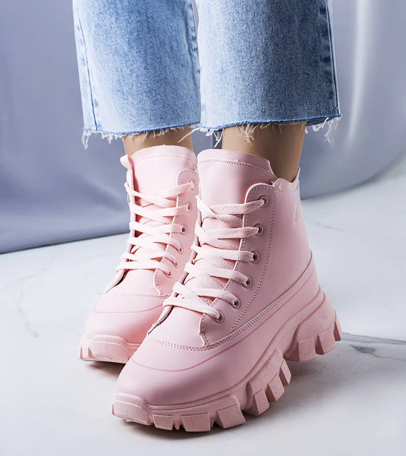 Różowe traperki damskie