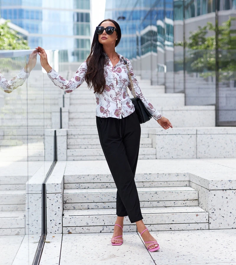 Granatowa koszula z długim rękawem