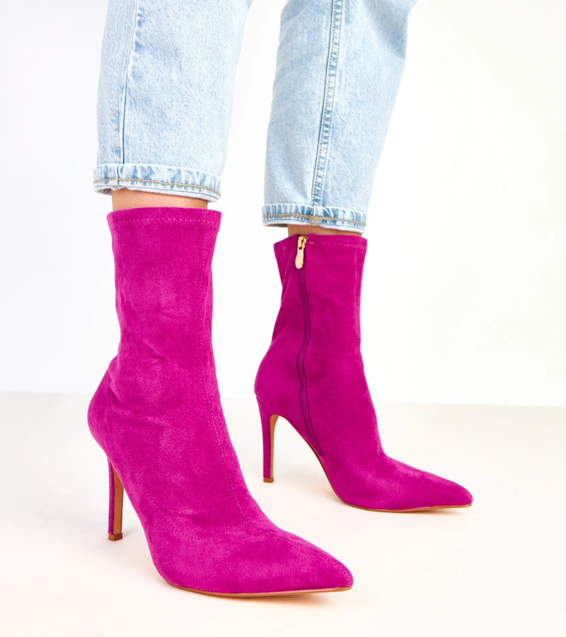 Fioletowe botki zamszowe na szpilce