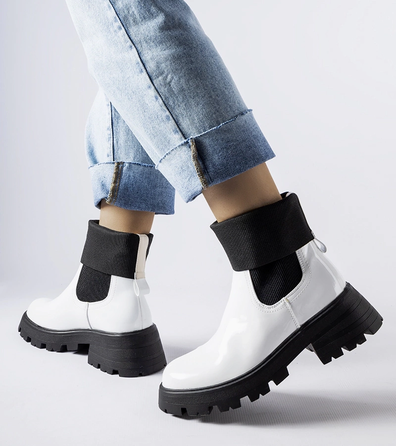 wsuwane botki workery