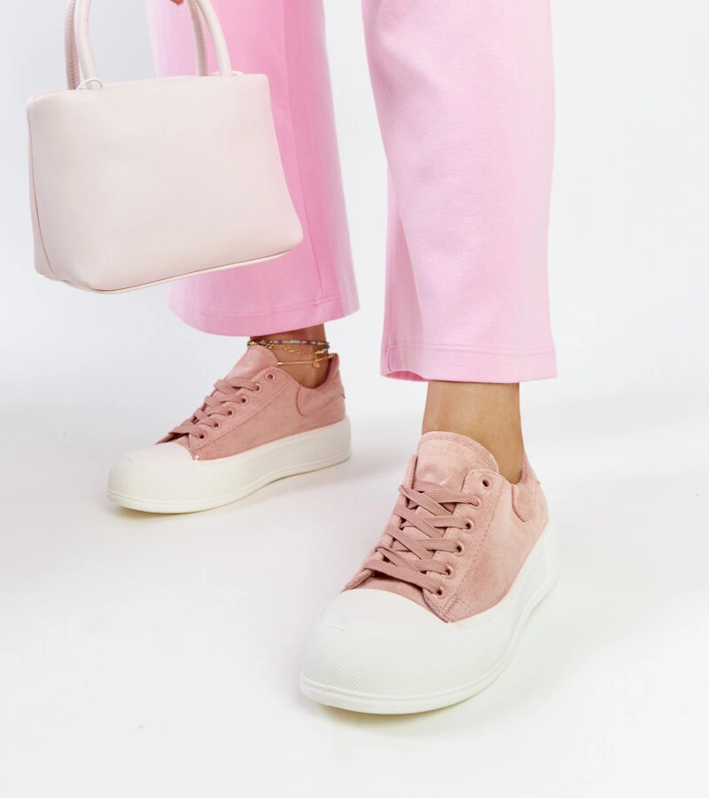 Różowe trampki na wysokiej podeszwie