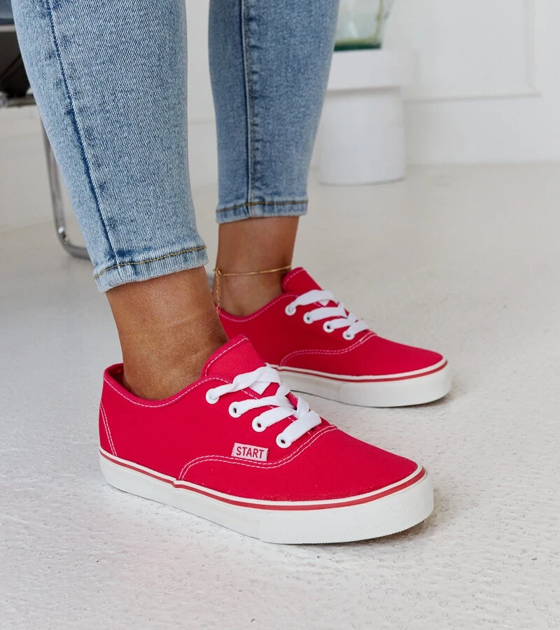 Ciemnoróżowe klasyczne tenisówki