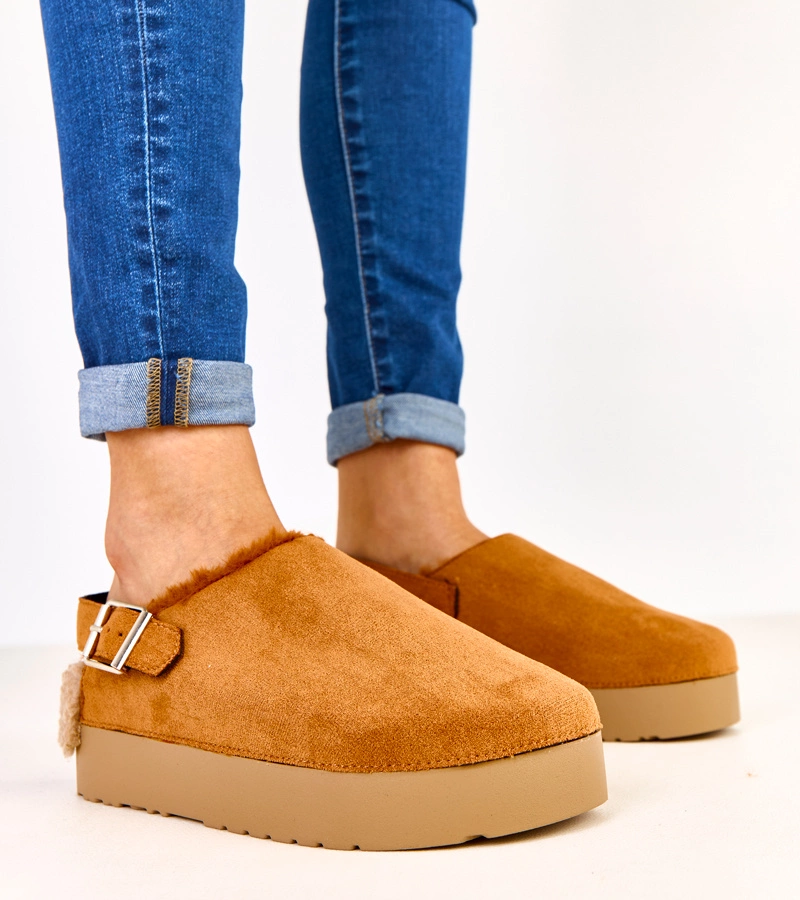 Hers Brązowe zabudowane kapcie ze sprzączką