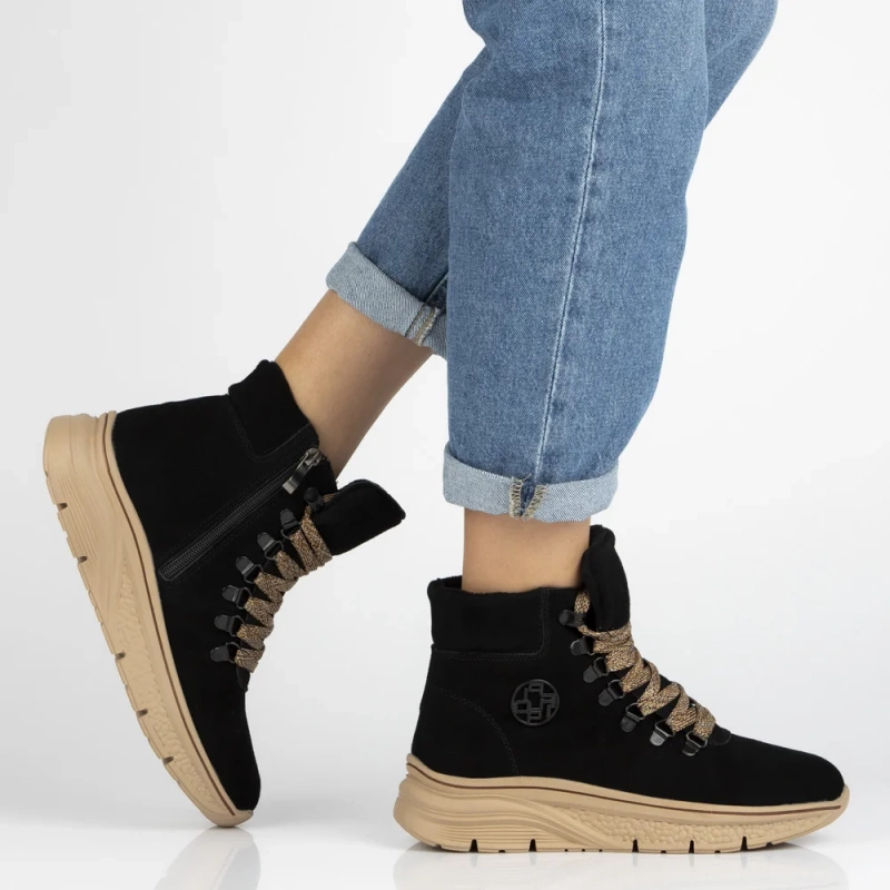 Hers Czarne botki z naturalnego zamszu z ozdobną sznurówką