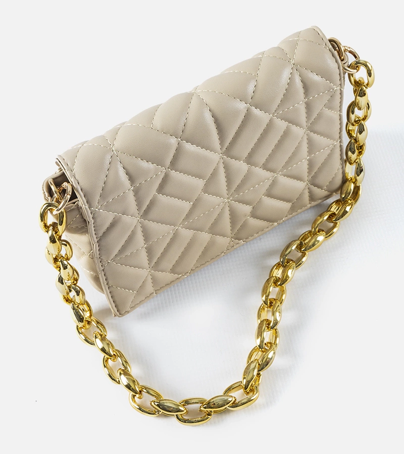 Beżowe pikowana torebka na ramię