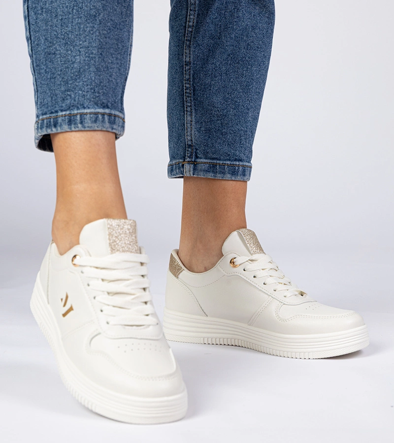 Hers Beżowe sneakersy damskie ze złotym brokatem