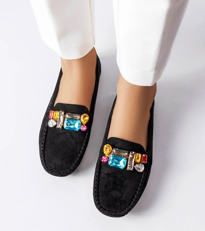 Czarne mokasyny z kolorowymi cyrkoniami