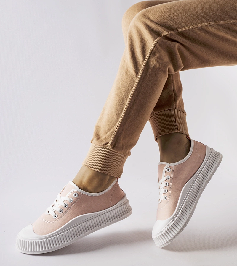 Różowe trampki na platformie