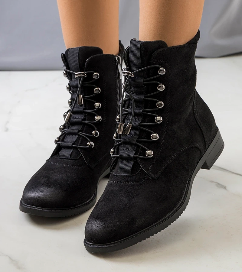 Czarne botki ocieplane