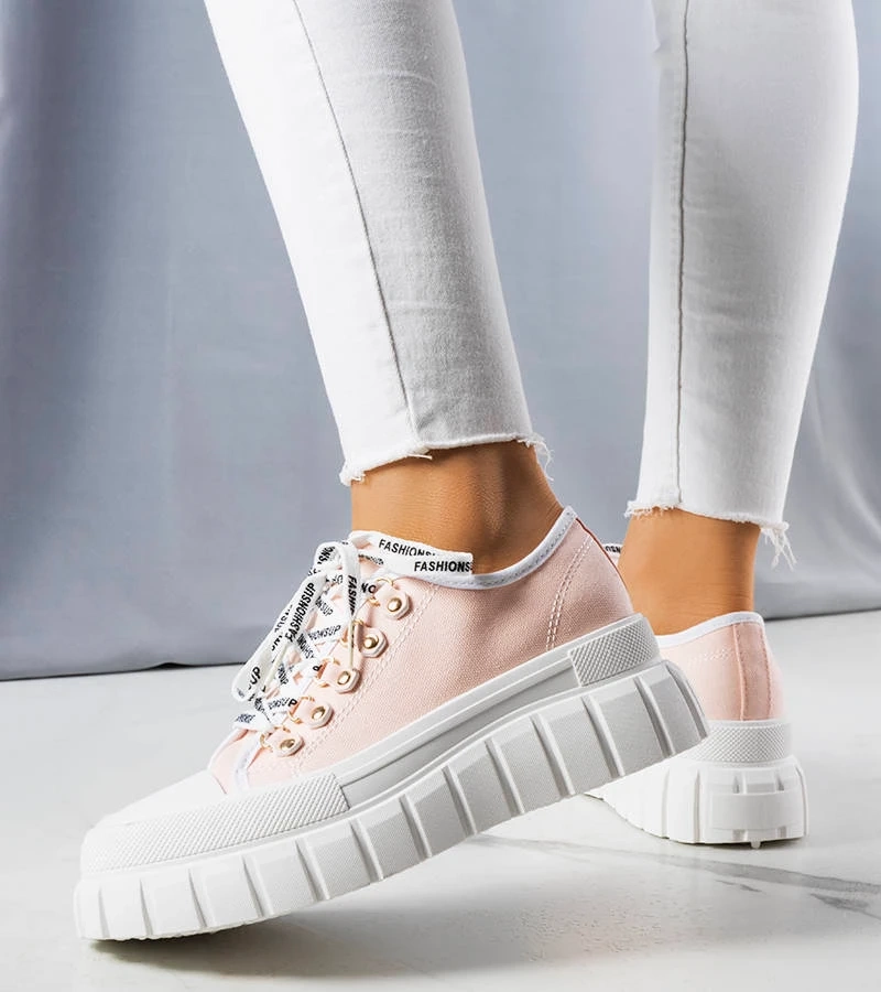 Różowe trampki na wysokiej podeszwie