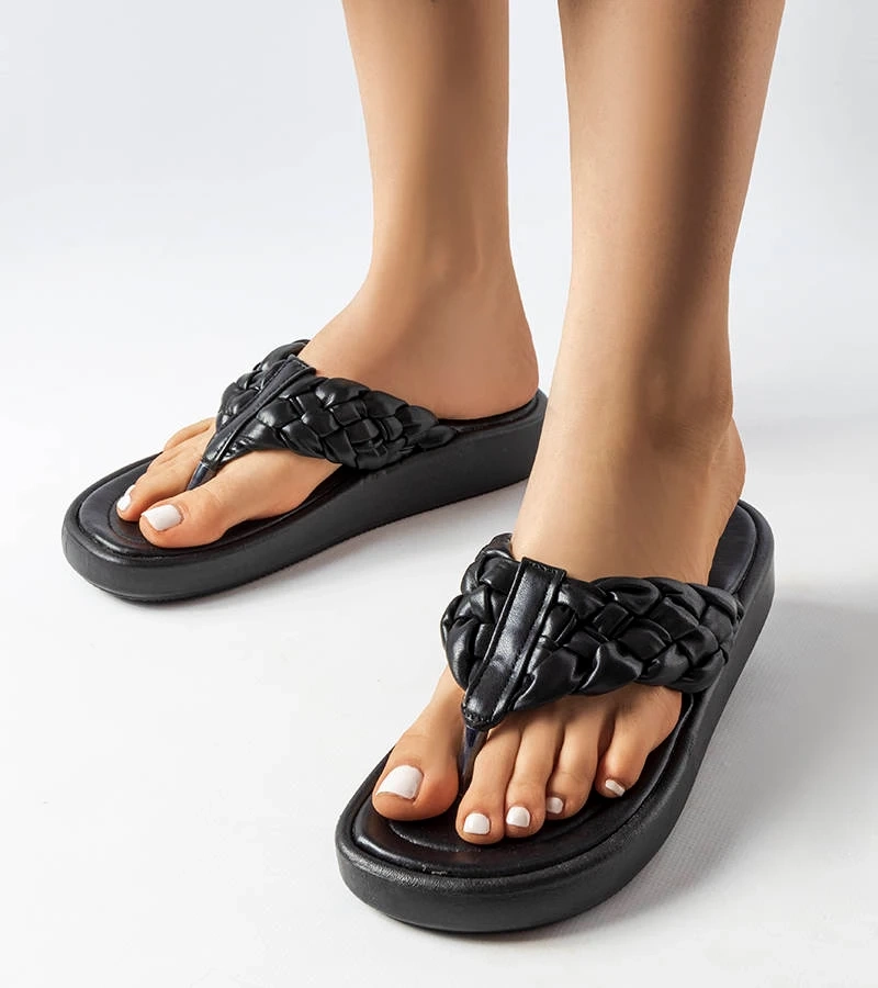 Czarne plecione japonki