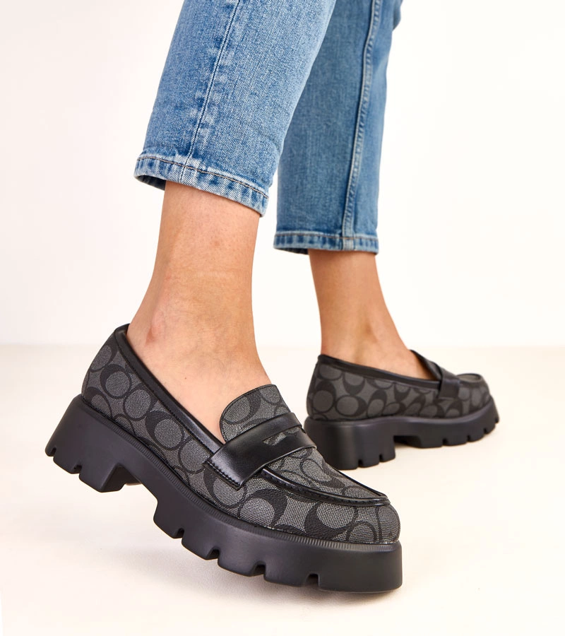 Hers Czarne mokasyny w geometryczne wzory