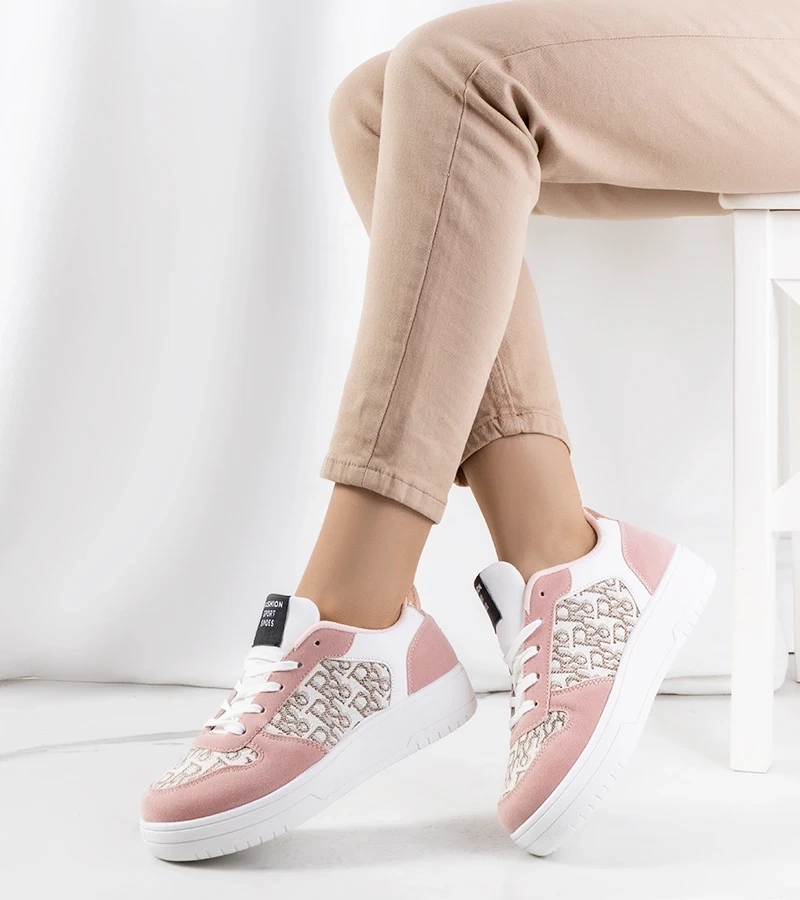 Sneakersy beżowe z monogramem