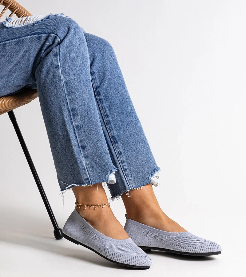 Szare baleriny materiałowe