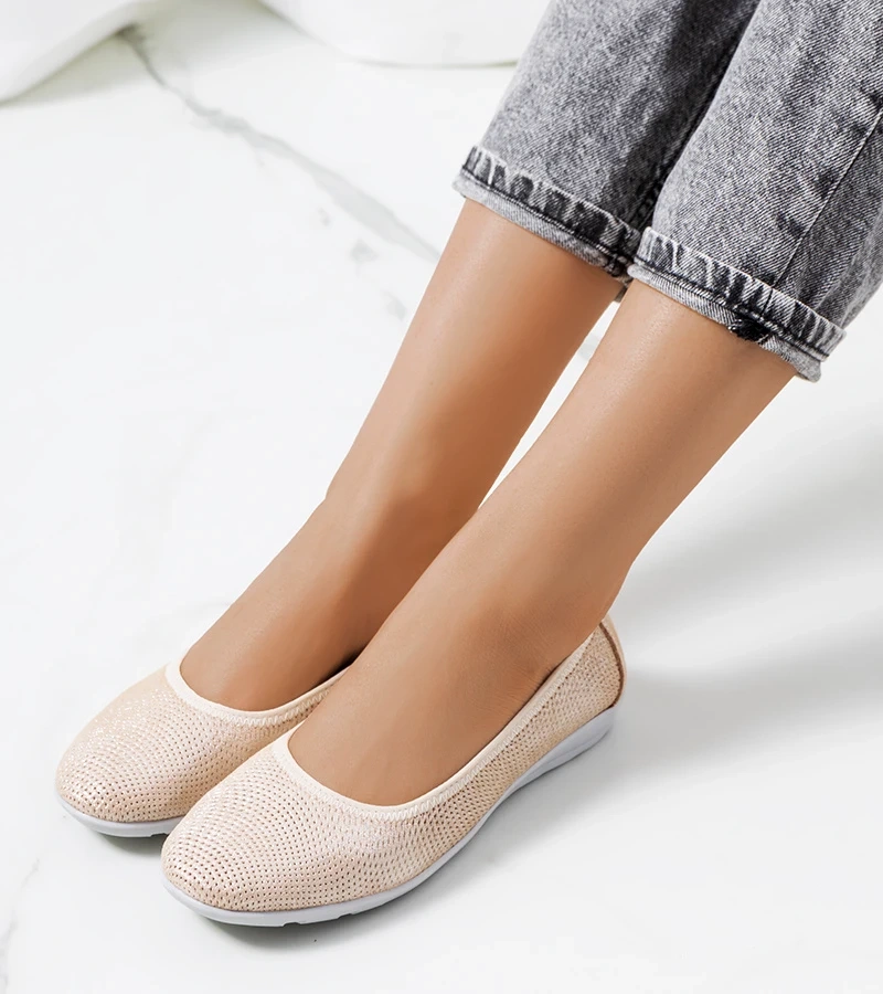 Hers Ażurowe beżowe baleriny