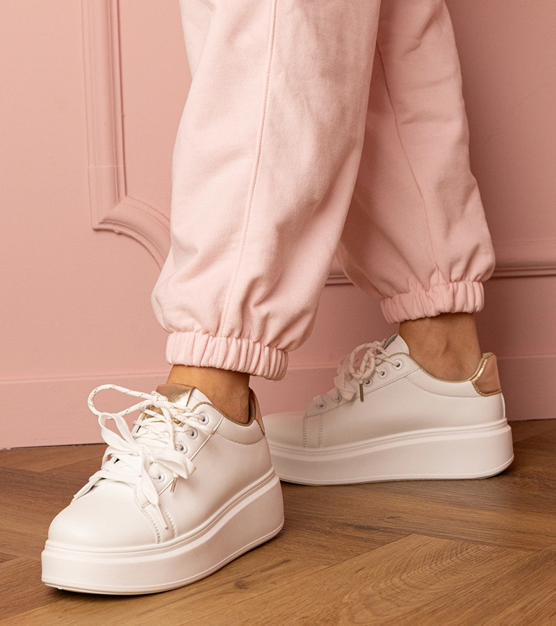 Hers Biało-złote sneakersy sportowe na platformie