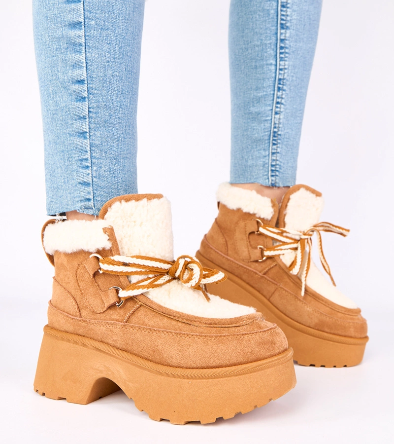 Hers Brązowe śniegowce z futerkiem na platformie