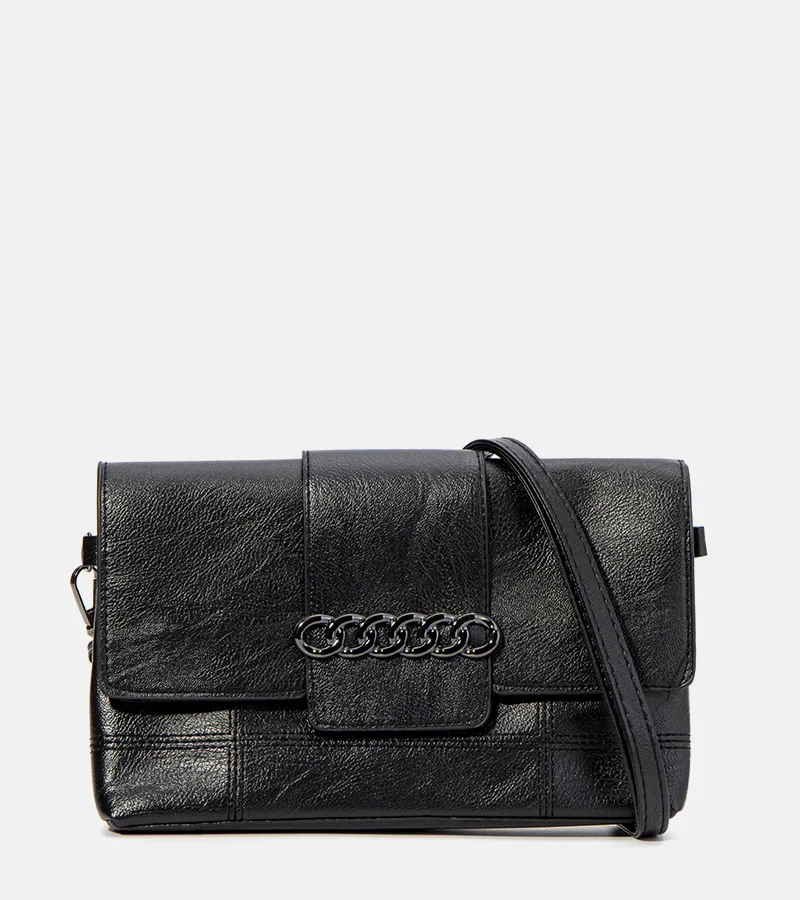 Mała czarna torebka typu listonoszka