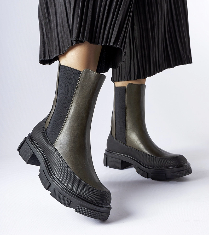 Zielono-czarne wsuwane botki