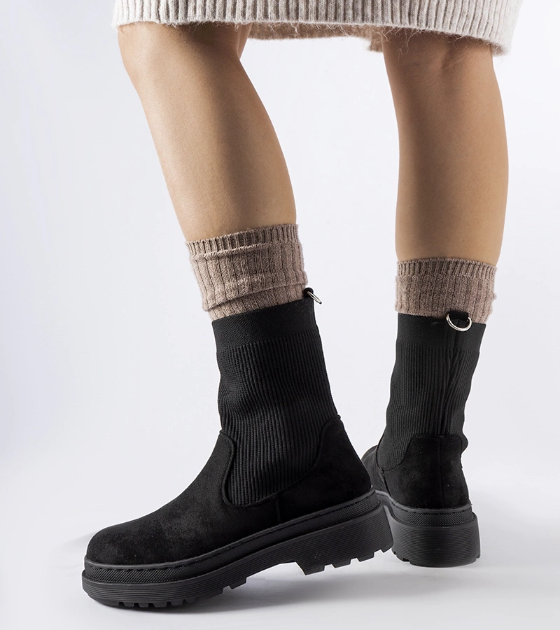 Czarne skarpetowe masywne botki