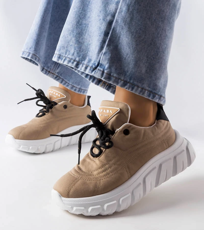 Ciemnobeżowe sneakersy