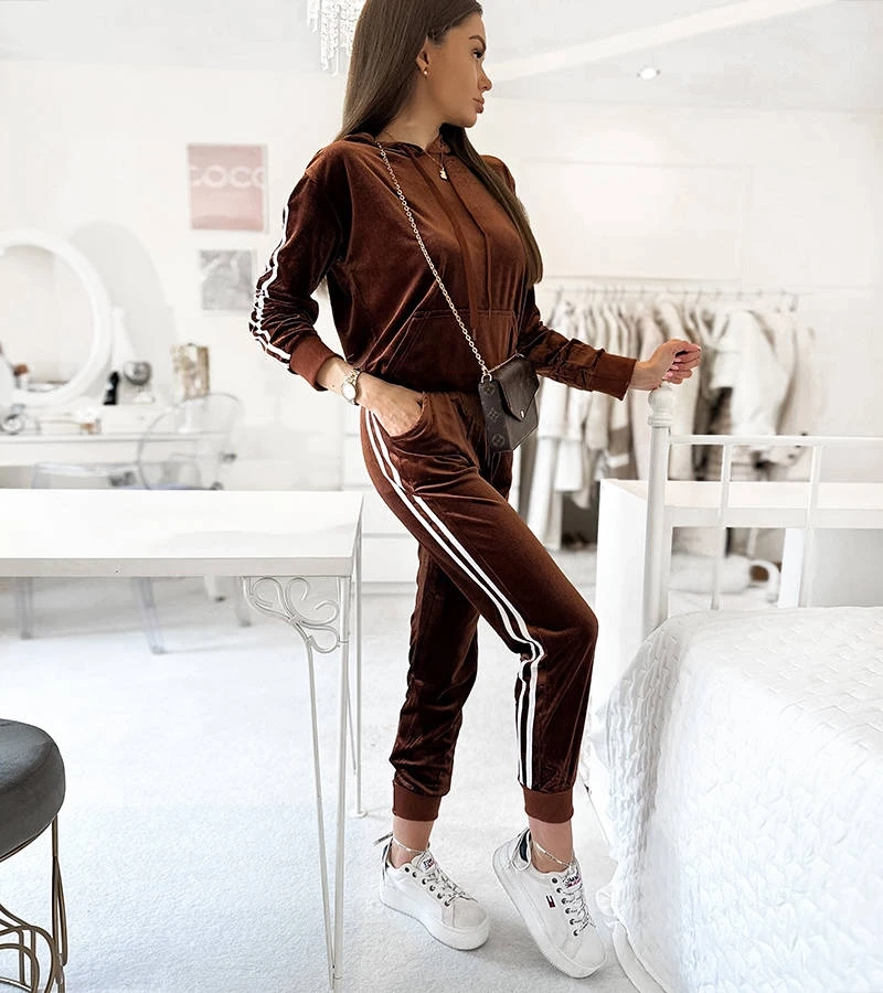 Proste spodnie damskie