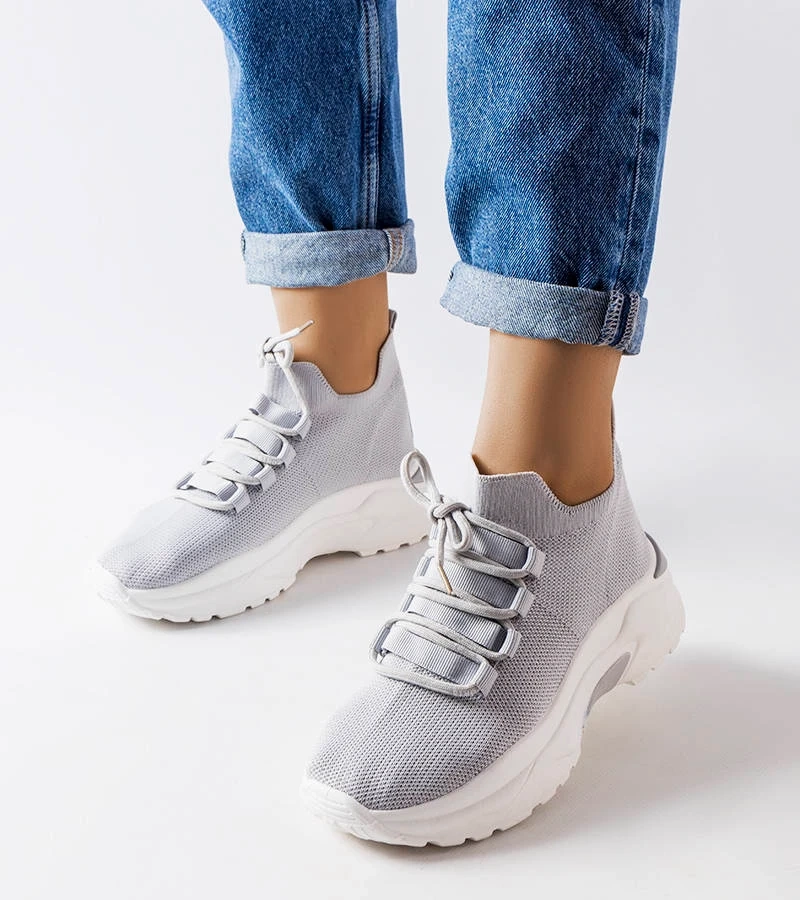 Szare sneakersy