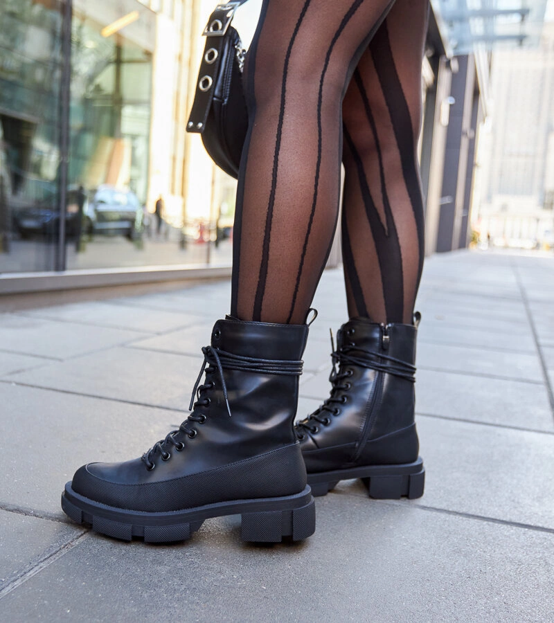 Czarne klasyczne ocieplane workery