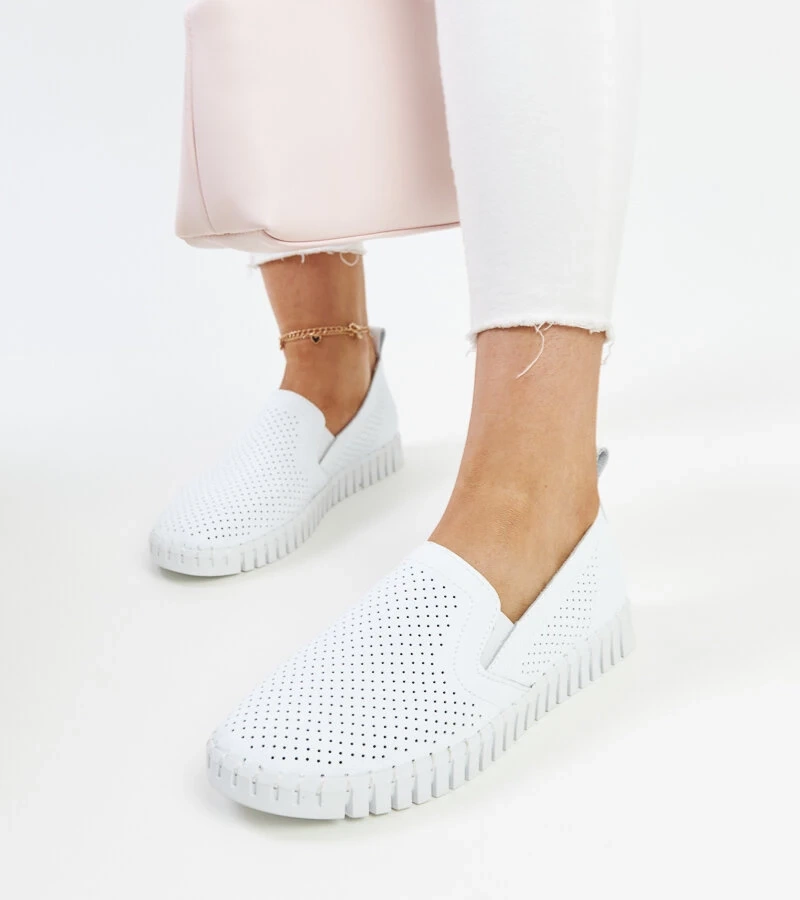 Białe skórzane półbuty VINCEZA