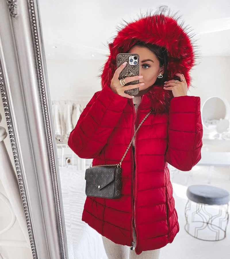 Czerwona kurtka zimowa