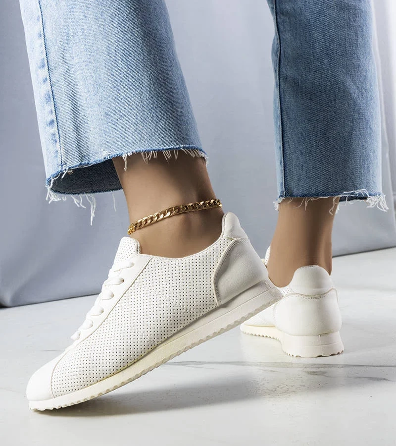 Białe ażurowe sneakersy