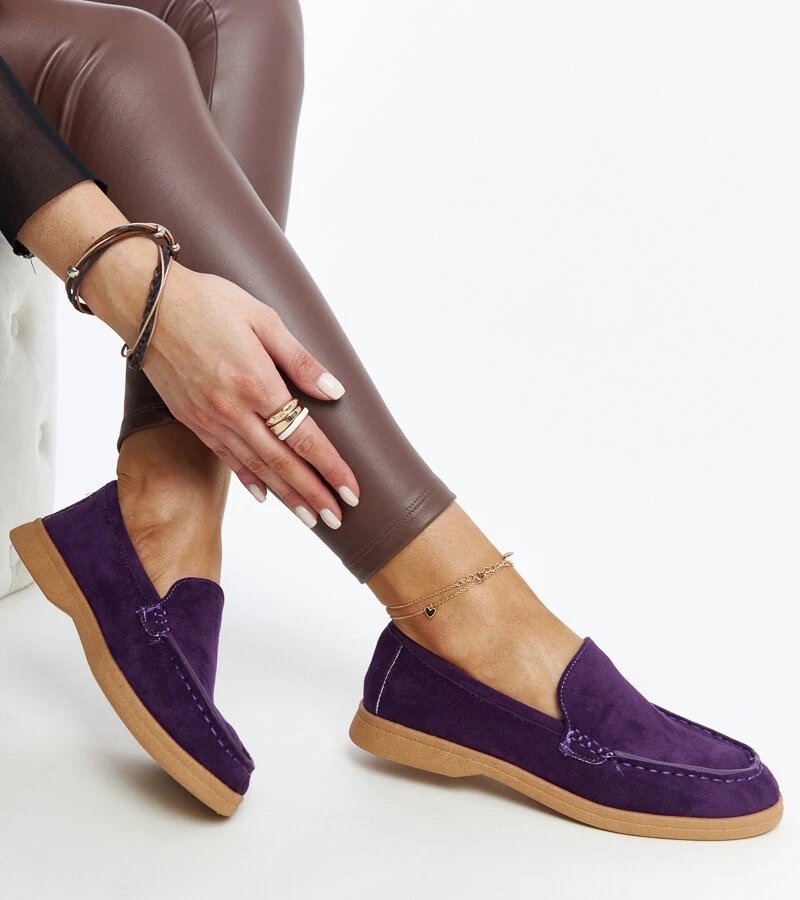 Fioletowe zamszowe półbuty