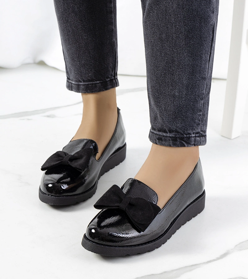 Czarne półbuty z kokardką