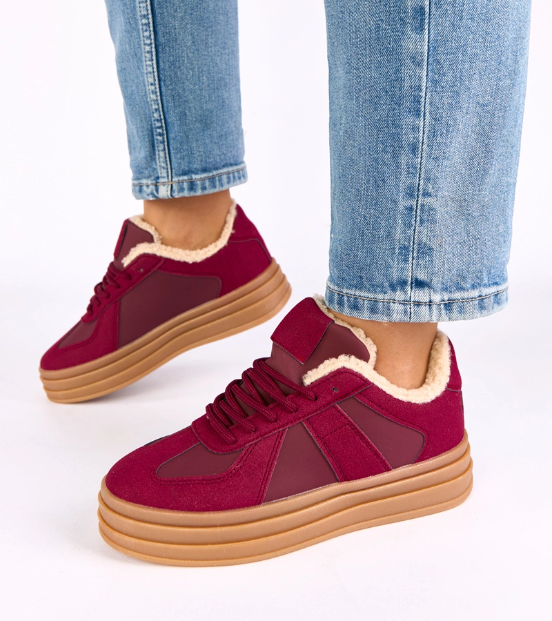 Hers Bordowe sneakersy ocieplane futerkiem