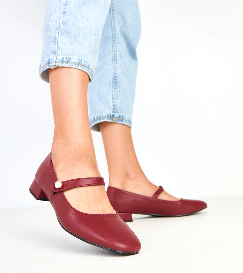 Hers Bordowe czółenka damskie na słupku