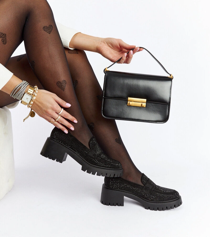 Czarne półbuty na masywnym słupku z cyrkoniami