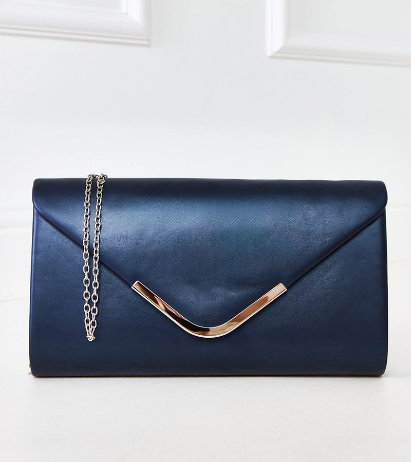 Granatowa torebka kopertowa