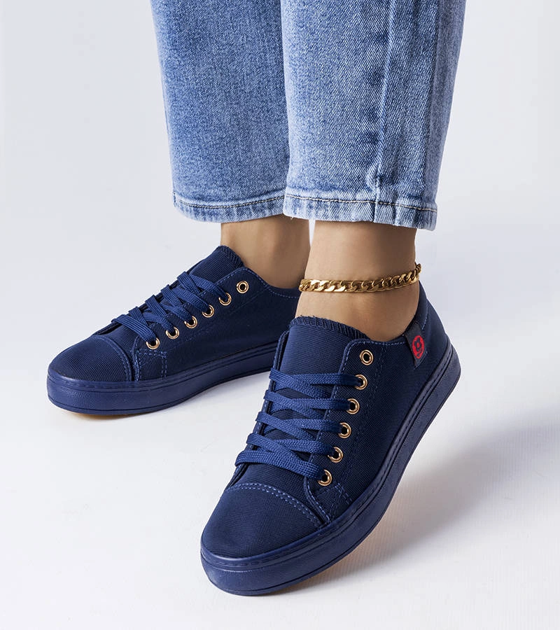 Granatowe trampki materiałowe ze zdobionym zapiętkiem